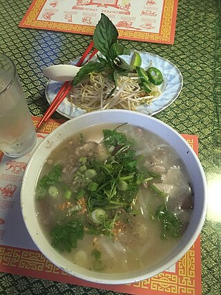 <span class="mw-page-title-main">Khao piak sen</span> Southeast Asian noodle soup originating from Laos