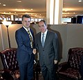 Le ministre estonien des Affaires étrangères Ormes Reinslau avec son homologue algérien Sabri Boukadom en 2019.