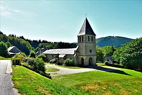L'église Saint Pardoux et Saint Salvy à Veix, Corrèze, France.jpg