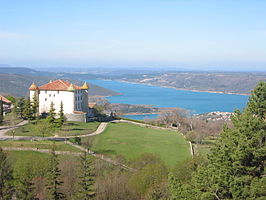 château d'Aiguines en meer Saint-Croix