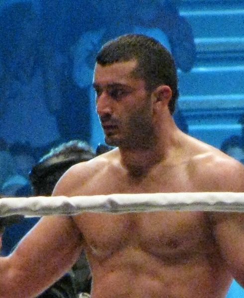 File:Mamed Khalidov KSW XVI (cropped).jpg