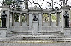 Richard Morris Hunt Memorial