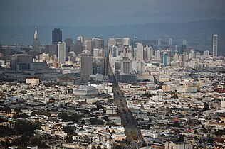 Another view of downtown San Francisco from Twin Peaks.