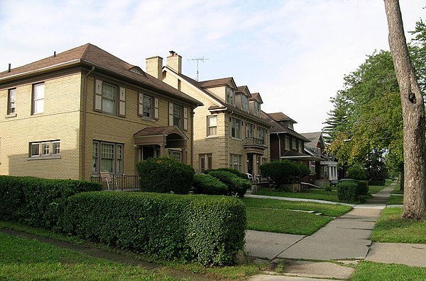 Medbury's–Grove Lawn Subdivisions Historic District along Puritan Avenue