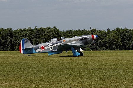 Yak-3 Ferté-Alais 2014