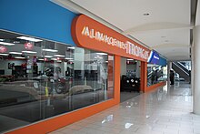 Almacenes Tropigas store in Metrocentro mall, San Salvador, El Salvador Metro 8va AT.jpg