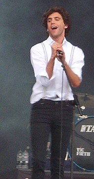 Mika at V Festival 2007.jpg