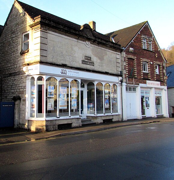 File:Miles Morgan Travel office in Nailsworth - geograph.org.uk - 4769988.jpg