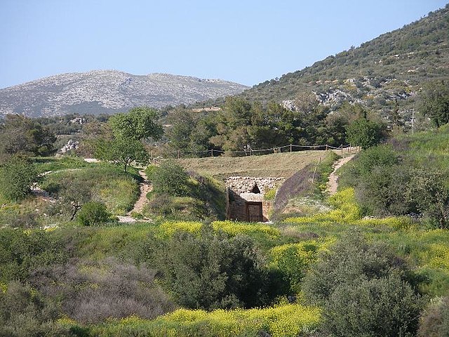 The Tomb of Aegisthus outside the walls of the citadel.