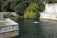 Nîmes-Jardin de La Fontaine-Résurgence de la Fontaine-20101001.jpg