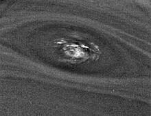 A high-resolution view of the Small Dark Spot PIA00064 Neptune's Dark Spot (D2), 1989.jpg