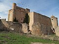 Kastell ta' Palazuelos (Castillo de Palazuelos) jinsab fit-tramuntana tal-provinċja ta' Guadalajara, fil-komunità awtonoma ta' Castilla-La Mancha. Hija tinsab 7 km fil-majjistral tal-belt ta' Sigüenza fuq l-awtostrada CM-110.