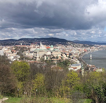 Menetrendek Budai Vár tömegközlekedéssel