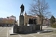 Čeština: Památník národního osvobození umístěný na náměstí T. G. Masaryka v Plzni. English: National Liberation Monument located on T. G. Masaryk Square in Pilsen, Czechia.