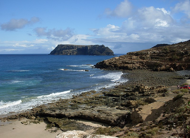 File:Porto dos Frades, Porto Santo - 2009-09-14 - SDC10586.jpg