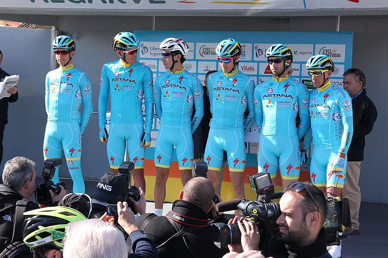 File:Portugal - Algarve - Lagos - 2016 Volta ao Algarve - Cycle team (25794833505).jpg