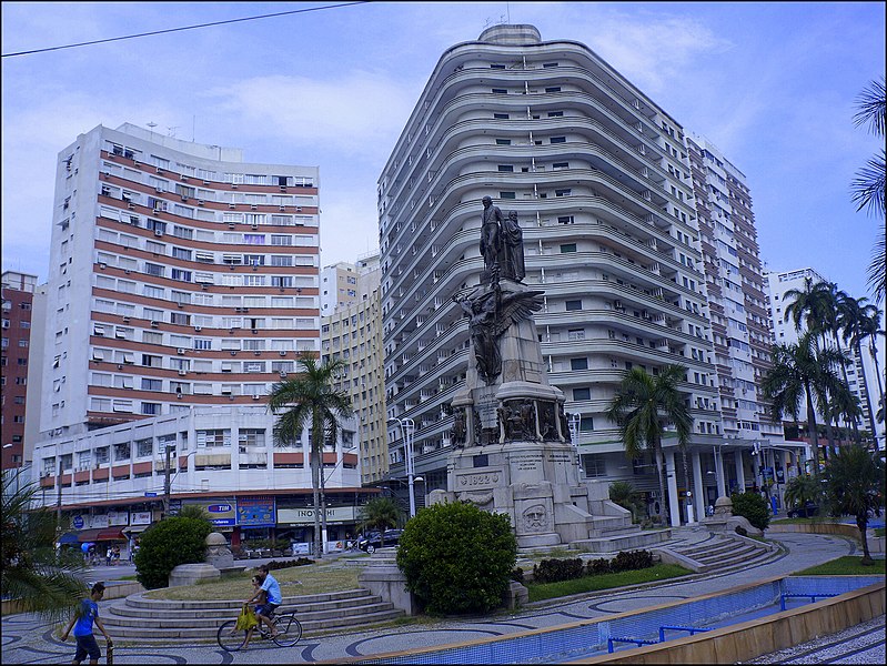 File:Praça Independência - panoramio.jpg