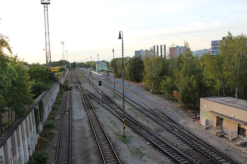 File:Praha, železniční stanice Zličín (2).jpg