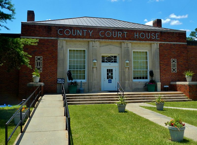 File:Quitman County Courthouse; Georgetown, GA.JPG