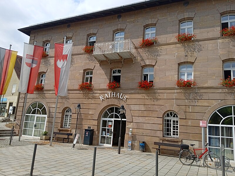 File:Rathaus Pleinfeld 4.jpg