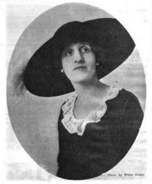 Regina Vicarino ، از یک آگهی چاپی سال 1921.