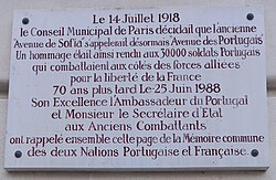 Plaque commémorative à Paris