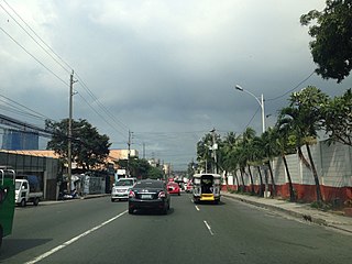 <span class="mw-page-title-main">Fernando Poe Jr. Avenue</span> National road in Quezon City, Philippines