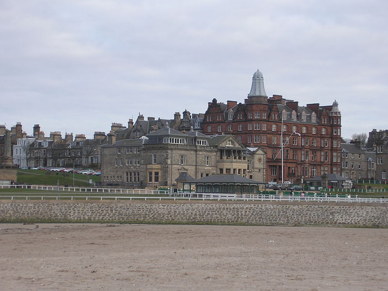 File:Royal and Ancient Golf Club of St Andrews.JPG