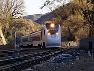 Kereta jalur S-2 tujuan ke Stasiun Kereta Qinglongqiao