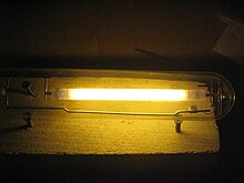 Kleverig Doe mijn best effectief Sodium-vapor lamp - Wikipedia