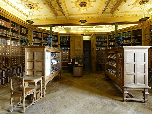 Image: Salle des catalogues de la Bibliotheque Mazarine Paris