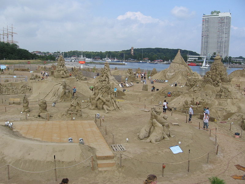 File:Sandworld2006.jpg