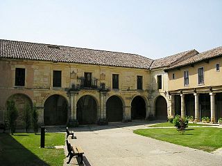 Exterior del Monasterio de San Andrés de Arroyo