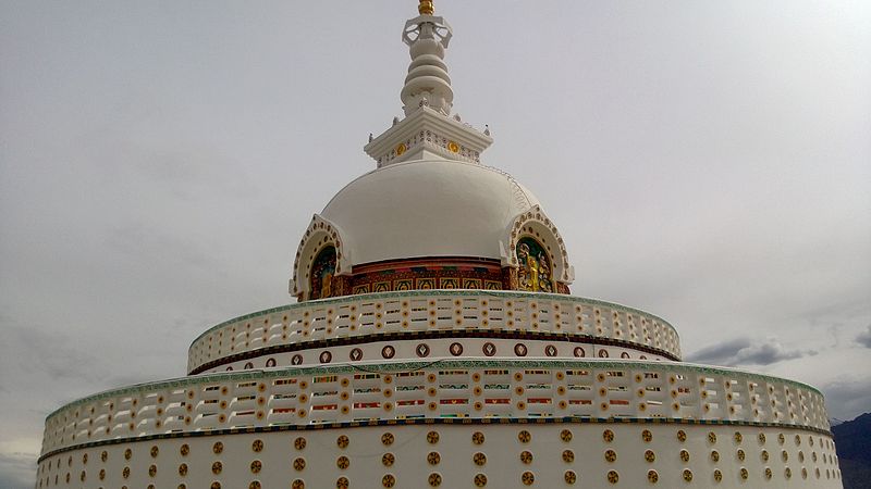 File:Shanthi Stupa, Leh.jpg