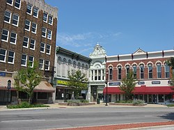 Shelbyville Komersial Bersejarah District.jpg