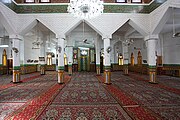 エル・ファルシュティ・モスクの内側