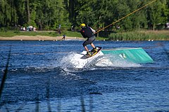 Wakeboarding na stawie Stawiki w Sosnowcu