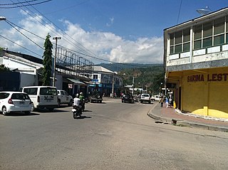 Streets of Dili2.jpg