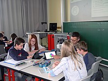 Computer-supported group learning Tabletunterricht 06.jpg
