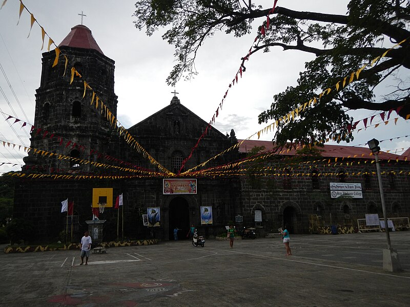 File:Tanay Church facade 2.jpg