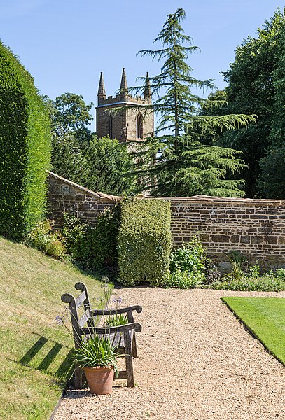 File:The gardens, Canons Ashby - geograph.org.uk - 5076326.jpg