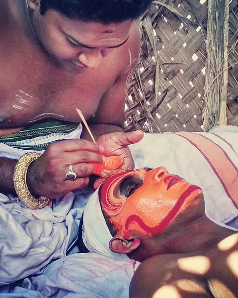 File:Theyyam makeup in kannur.jpg