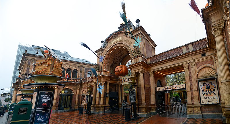 File:Tivoli Gardens (37640498080).jpg