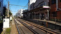 Shin-koshinzuka Station