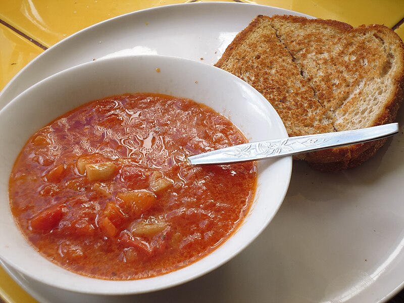 File:Tomato soup and grilled cheese.JPG