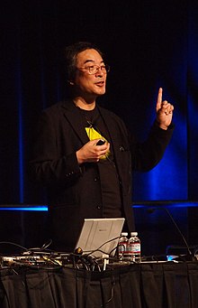 איוואטאני בכנס מפתחי משחק מחשב בשנת 2011