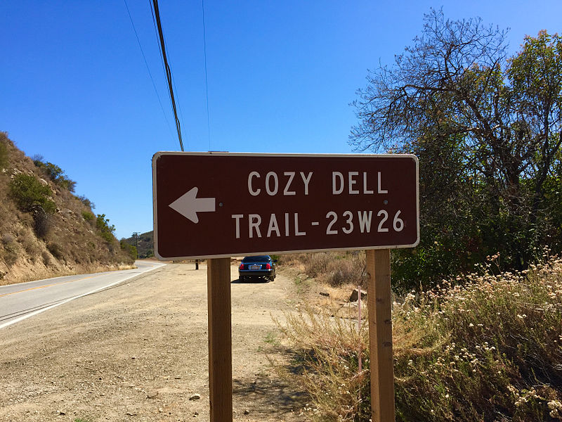 File:Trailhead-Cozy-Dell.jpg