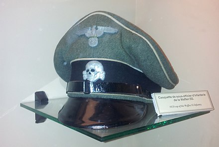 Casquette de sous-officier d'infanterie de la Waffen-SS.