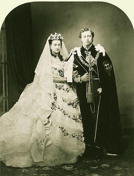 Tập_tin:Wedding_of_Albert_Edward_Prince_of_Wales_and_Alexandra_of_Denmark_1863.jpg