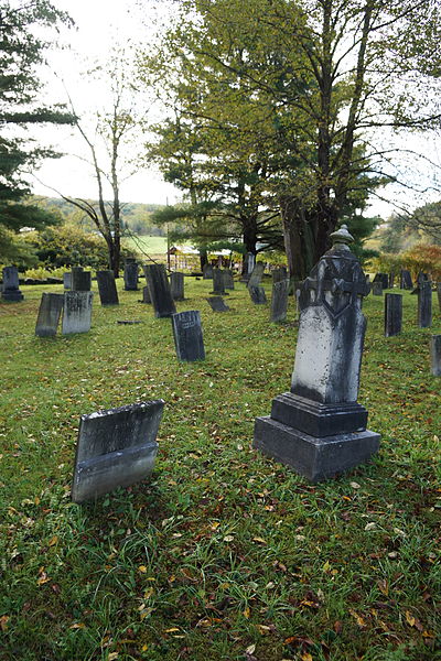 File:West Meredith Cemetery, West Meredith NY ---.JPG